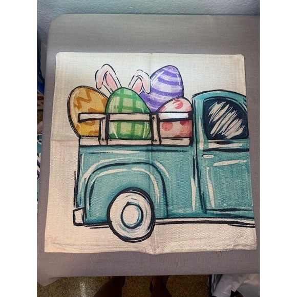 Easter Pillow Throw Covers Set of 4 Holiday Decor Bunny Rabbit - Picture 3 of 7